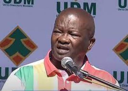 Biography of Bantu Holomisa Age, Wife, Career & Net Worth South